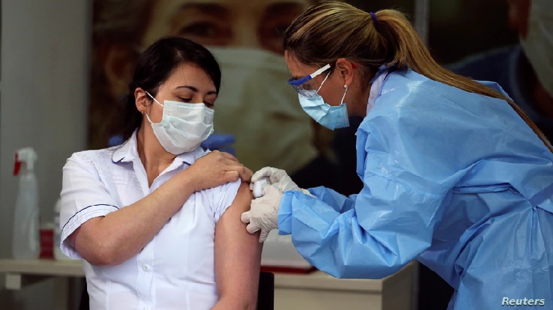 dosis de vacunas a Ecuador