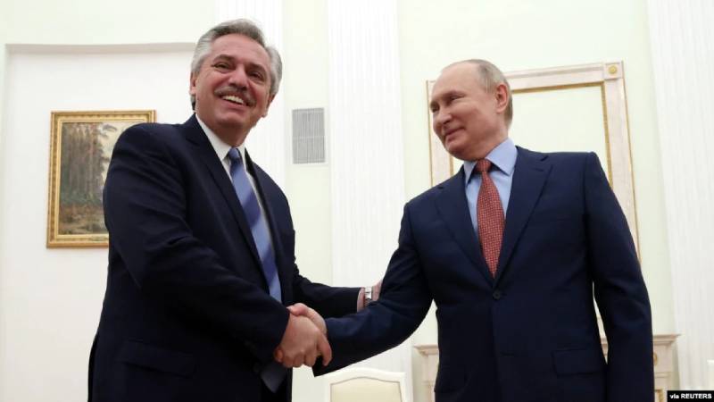 Argentina cambia de rumbo y condena invasión de Rusia a Ucrania Argentina cambia de rumbo y condena invasión de Rusia a Ucrania