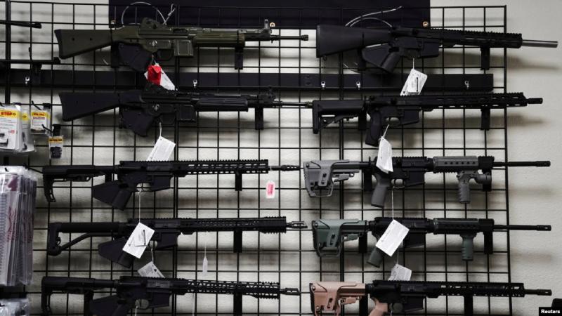 Control de armas: un debate que divide a la población en Estados Unidos Control de armas