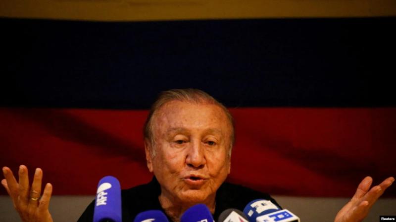 Candidato a presidencia de Colombia Hernández dice temer por su vida, cancela apariciones públicas Candidato a presidencia de Colombia Hernández