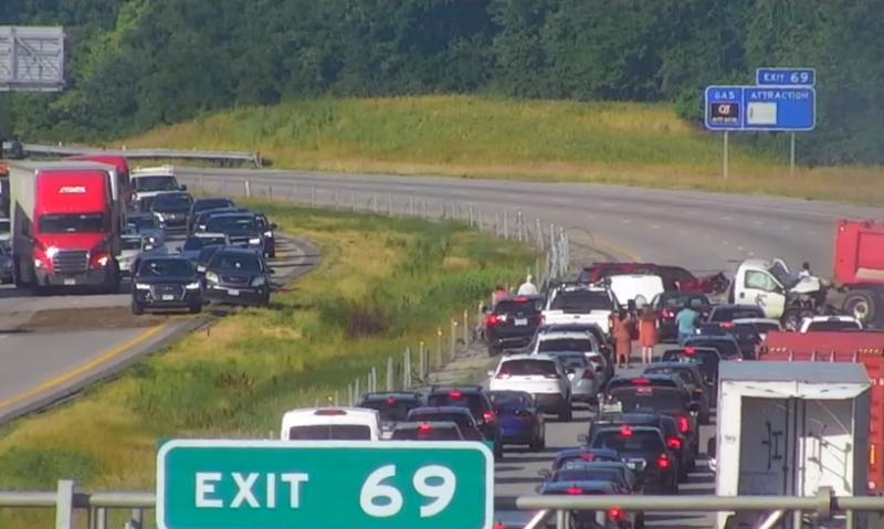 Un muerto y dos heridos tras accidente en la I-435