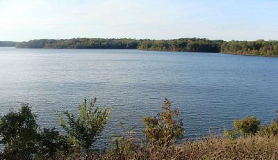 Muere adolescente de Missouri tras un incidente en Blue Springs Lake