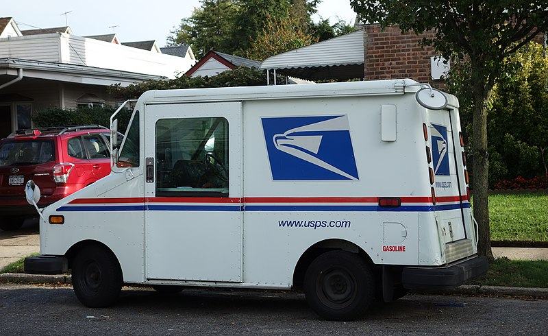 atacada por perros una trabajadora postal en Florida