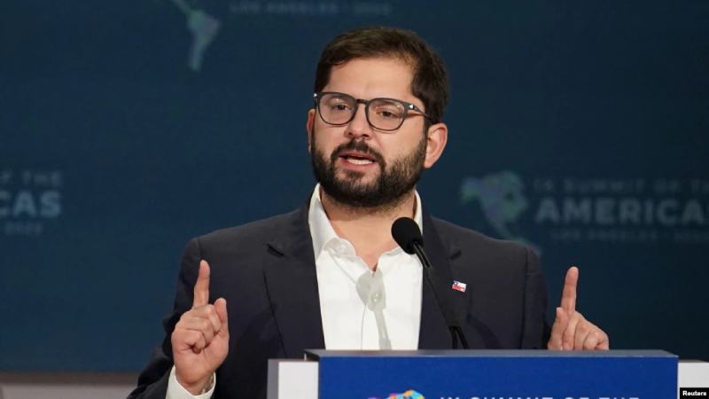 Boric aparece en la portada de la revista Time: "Un nuevo tipo de líder de izquierda" Boric aparece en la portada de la revista Time