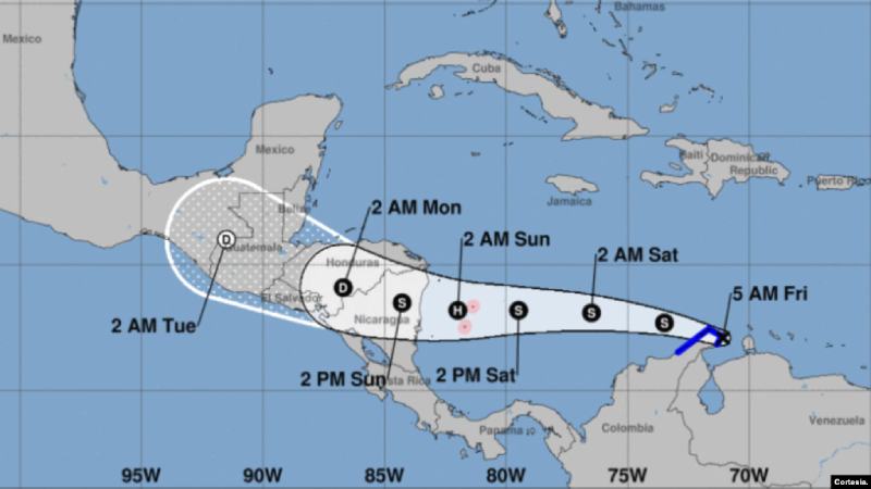 Alerta en Colombia por el paso de depresión tropical 13, que amenaza con convertirse en huracán depresión tropical 13