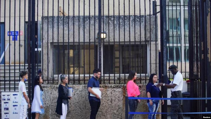patrocinador para acceder al parole humanitario