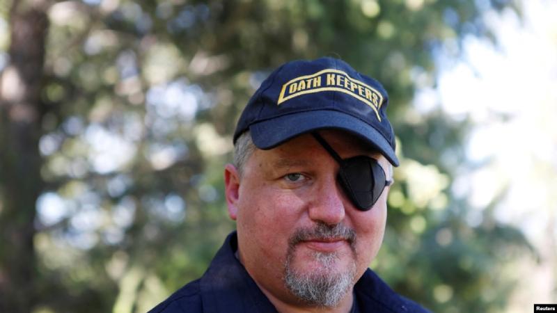 Fundador de Oath Keepers