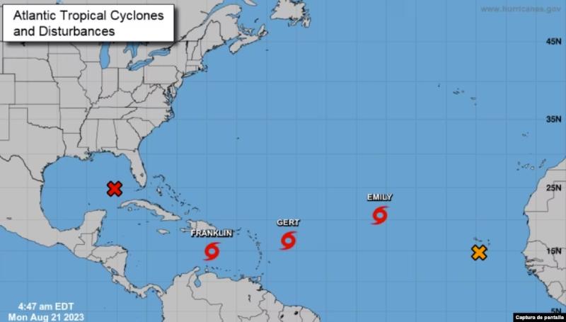 Actividad inusual en el trópico con 5 sistemas de tormentas
