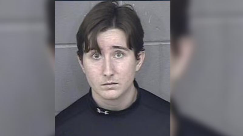 Arrestan a una mujer por la muerte de su hijo en el Condado de Jackson Arrestan a una mujer por la muerte de su hijo en el Condado de Jackson