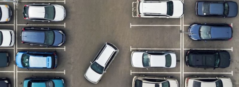 mejores y peores ciudades de EE. UU. para estacionar su auto