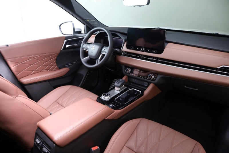 SUV Outlander del 2025