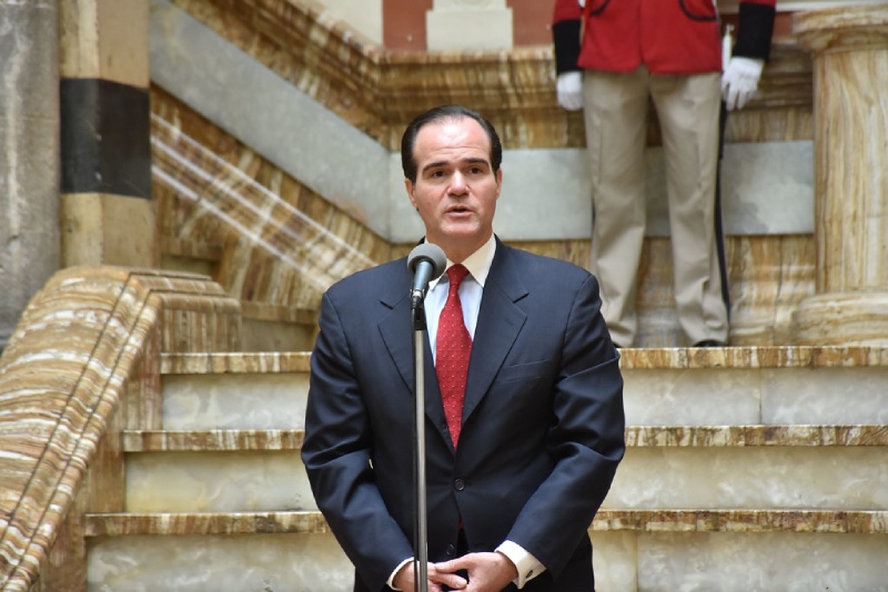 Mauricio Claver-Carone es elegido por Trump como enviado para Latinoamérica Mauricio Claver-Carone es elegido por Trump como enviado para Latinoamérica