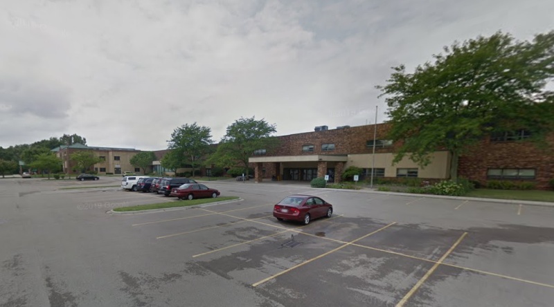 Tres muertos en tiroteo en escuela de Wisconsin, incluido el autor de los disparos: policía tiroteo en escuela de Wisconsin