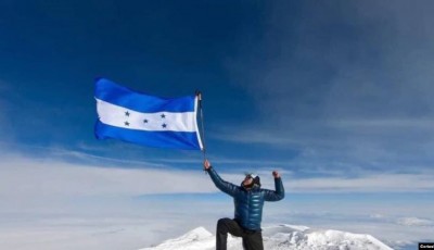 Hondureño que alcanzó la cima del Monte Everes