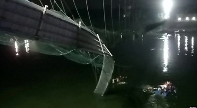 desplome de puente en la India