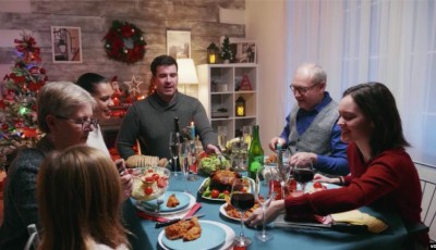 Los españoles se enfrentan al menú navideño más caro