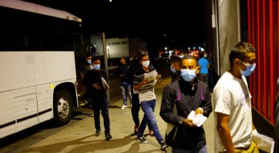 Recompensas para dar con migrantes en Texas