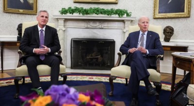 reunión sobre deuda del gobierno con McCarthy