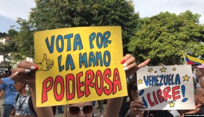 Inhabilitan a 10 alcaldes opositores