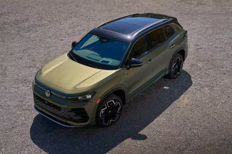 Volkswagen Tiguan SEL R-Line del 2025.