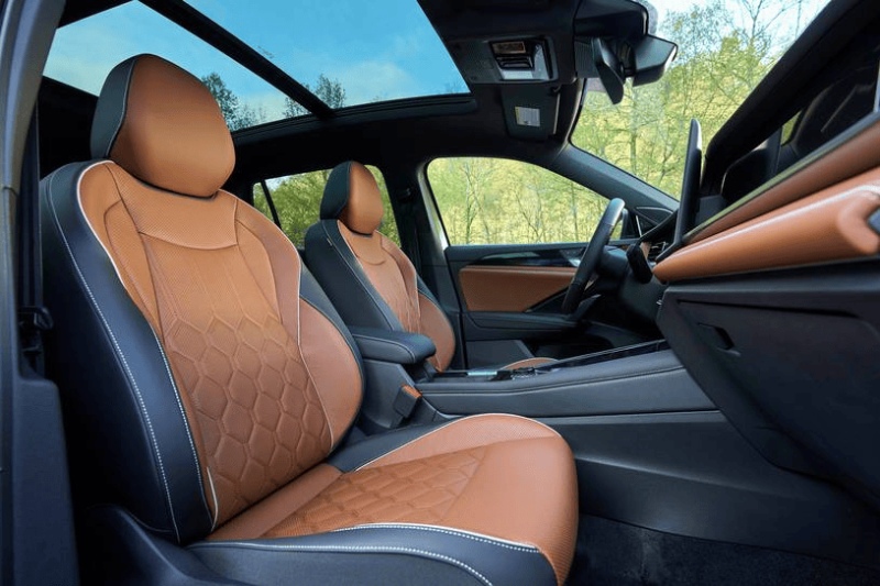 Volkswagen Tiguan SEL R-Line del 2025.
