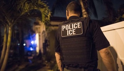 Casa Blanca anuncia cifra récord: Más de 300,000 inmigrantes arrestados