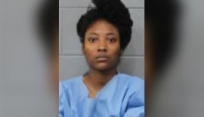 Empleada del Servicio Postal acusada de disparar a compañera de trabajo en Kansas City