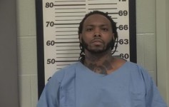 Procesan a un sujeto por herir de bala a un operario de grúa en Kansas City