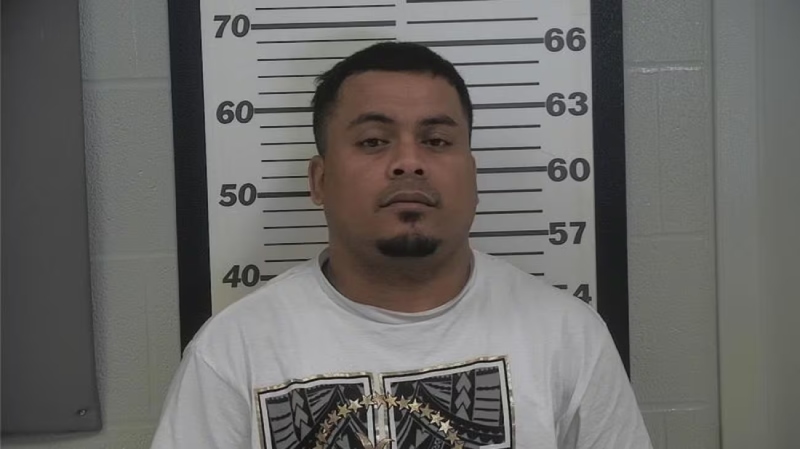 Acusado de grabar en los baños del aeropuerto de Kansas City pide reducir su fianza