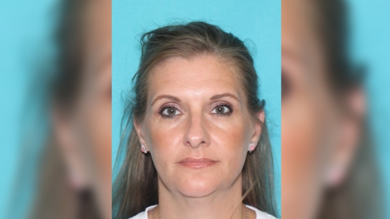 Autoridades buscan a conductora extraviada que viajaba desde Kansas City